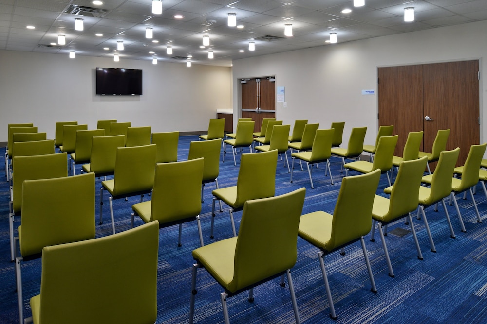 Holiday Inn Express & Suites Wylie West by IHG - photo 47