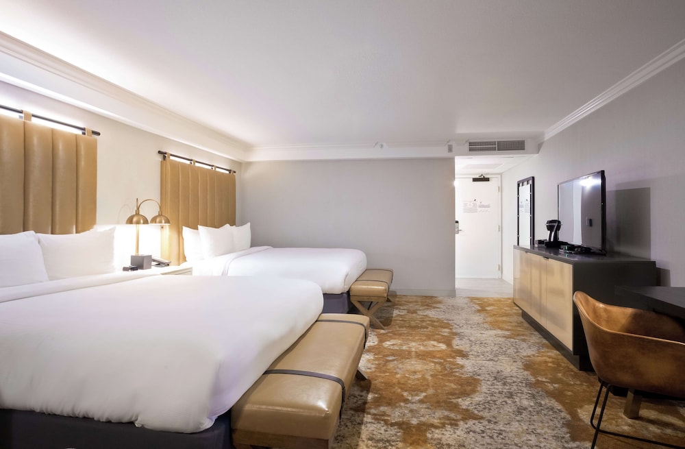 The Inn at Saratoga Tapestry Collection by Hilton - photo 23