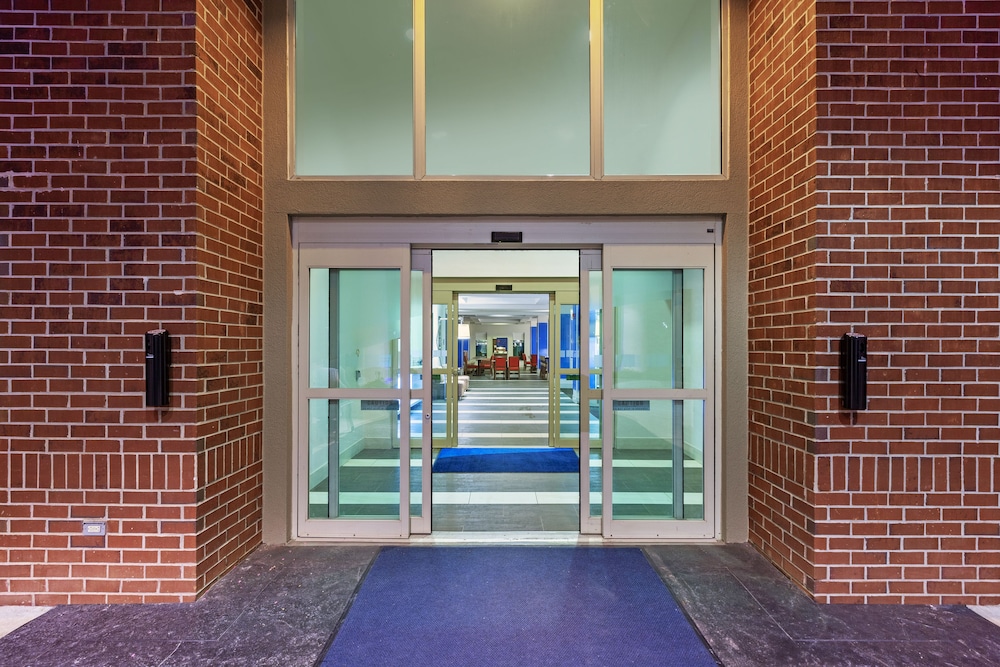 Holiday Inn Express & Suites Shreveport South Park Plaza by IHG - photo 31