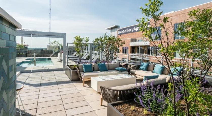 Global Luxury Suites At - photo 16
