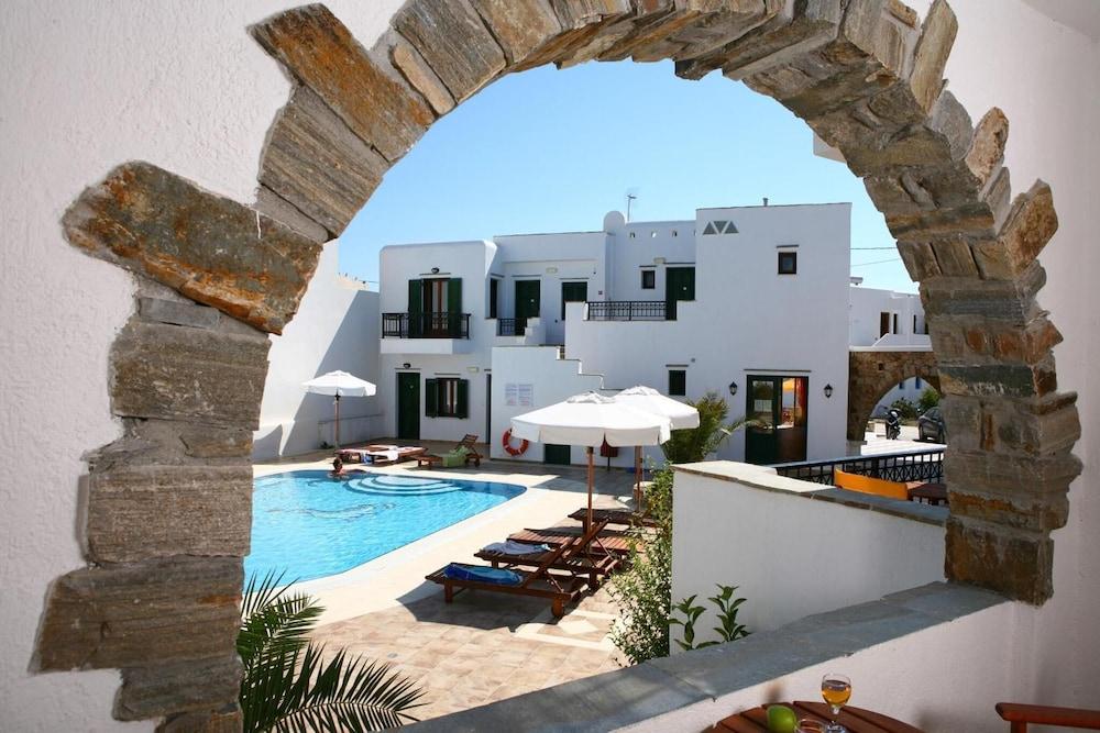 Summer Dream II - last minute hotel in Naxos