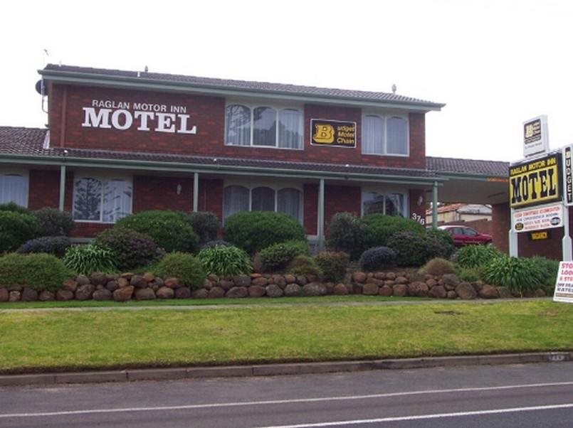 Raglan Motor Inn - carbon neutral hotel in Warrnambool