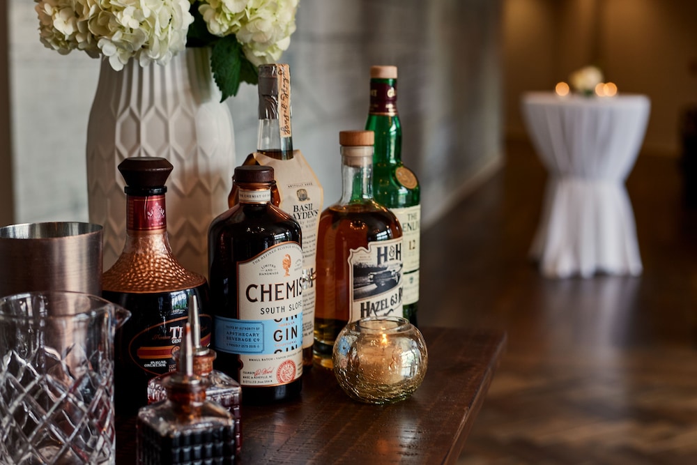 The Foundry Hotel Asheville Curio Collection by Hilton - photo 39
