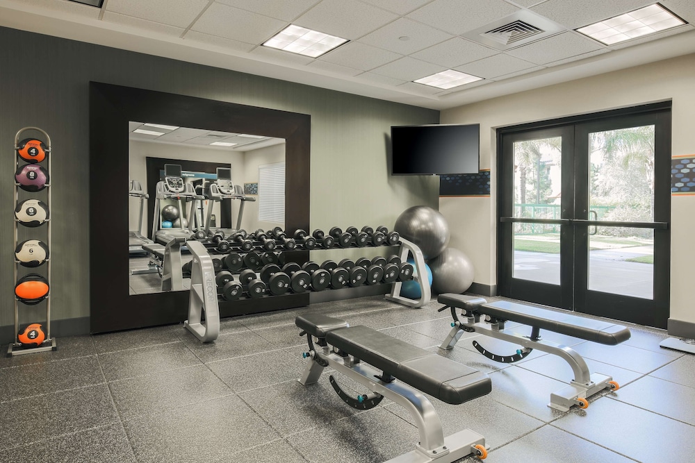 Hampton Inn And Suites Camarillo - photo 39