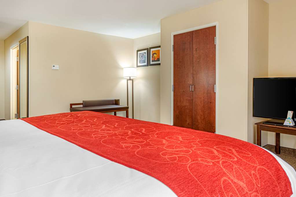 Comfort Suites Savannah Gateway I 95 - photo 29