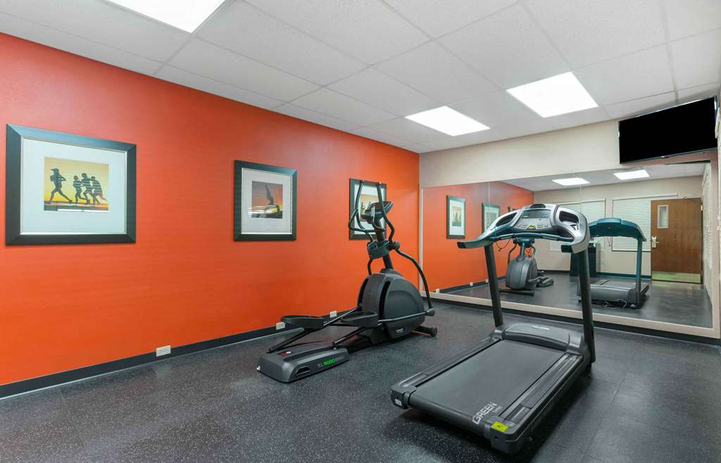 Extended Stay America Suites Findlay Tiffin Avenue - photo 32