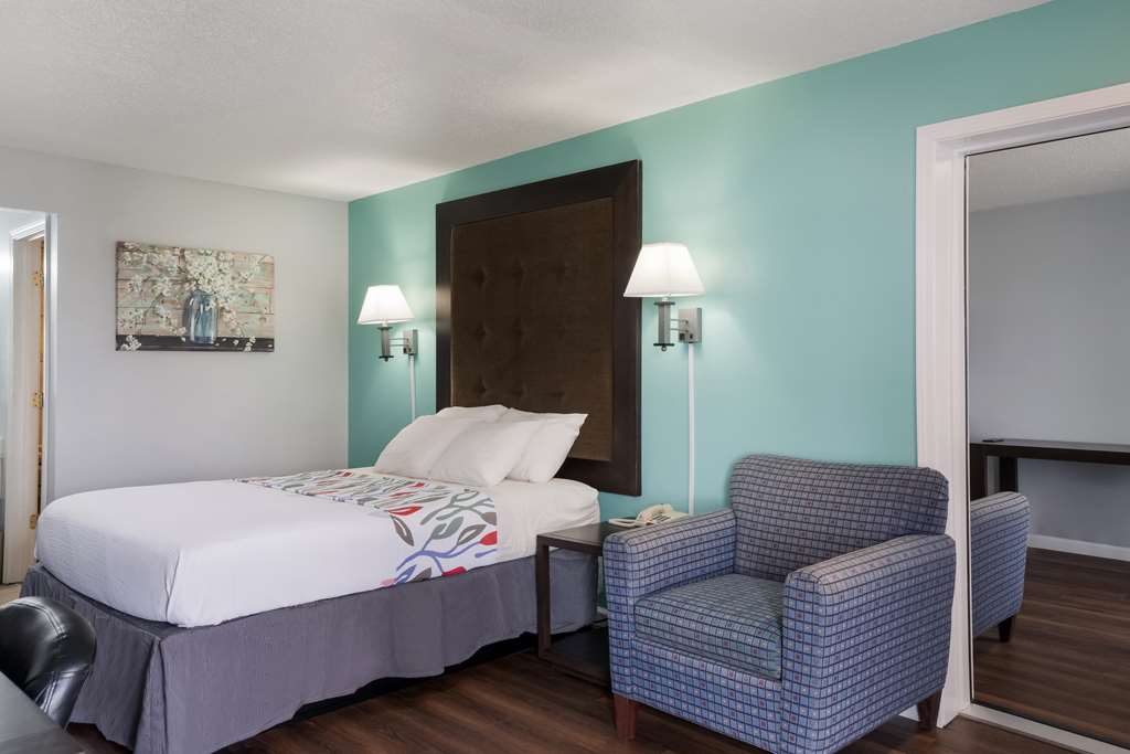 Americas Best Value Inn Suites & Studios Blytheville by Sonesta - photo 22