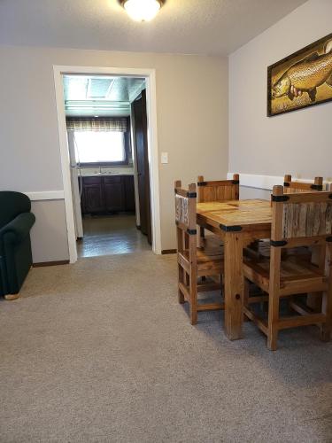 Flaming Gorge Resort - photo 2