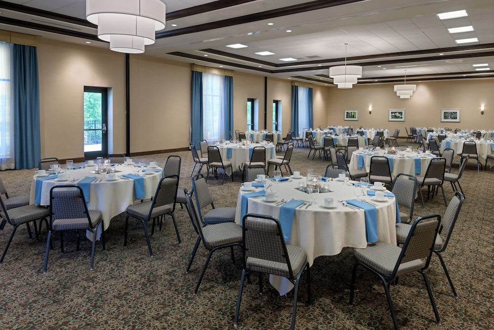 Hilton Garden Inn Akron - photo 30