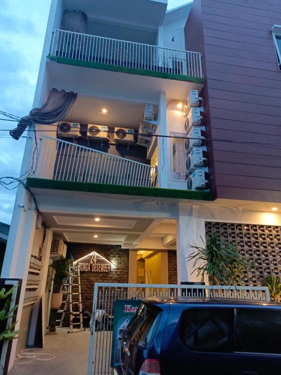 kos bude no 12 depan universitas UIN in Malang, Indonesia