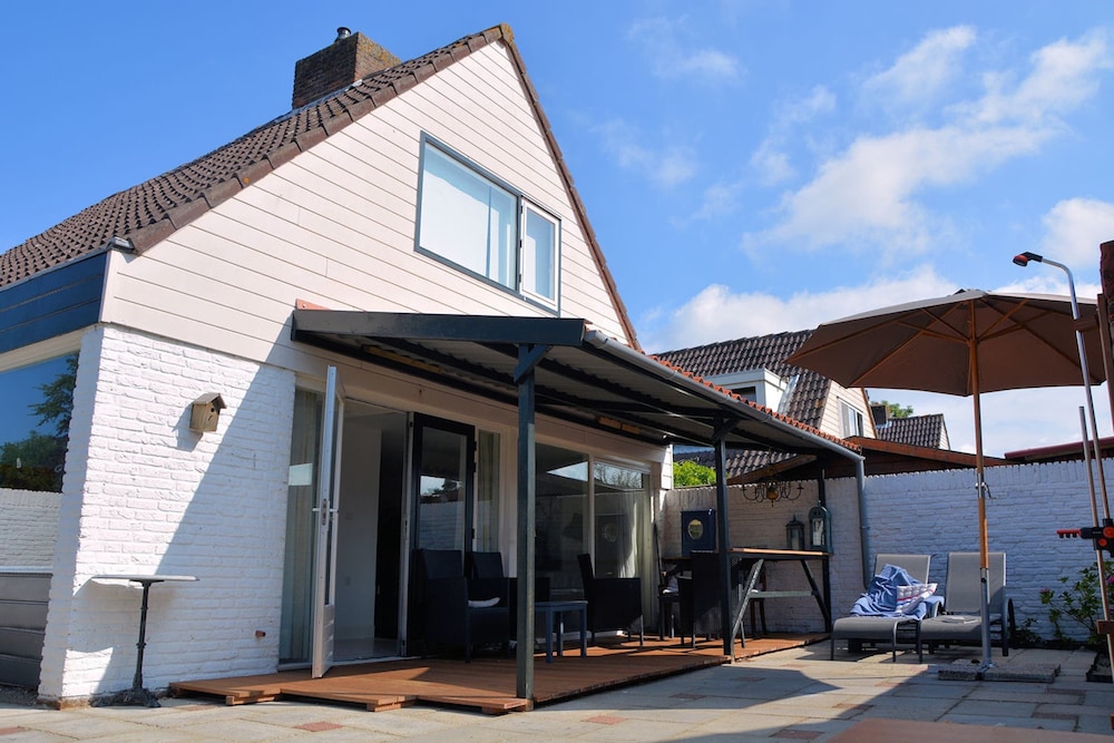 Charming Garden Retreat — 4-Star Luxury Hotel in Noordwijkerhout, Netherlands