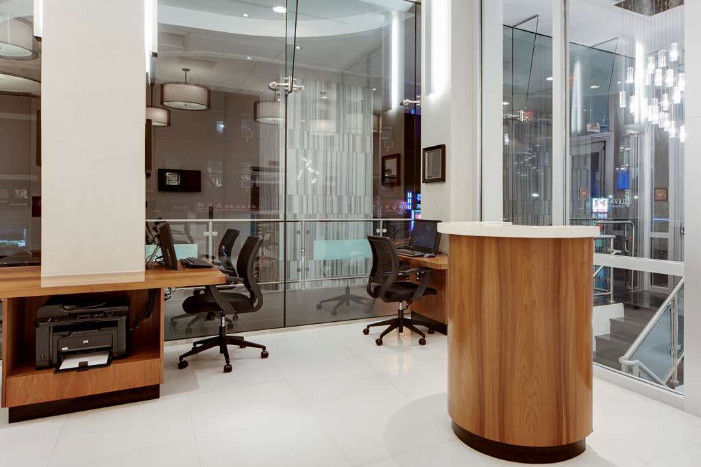 Wyndham Garden Chinatown - photo 27