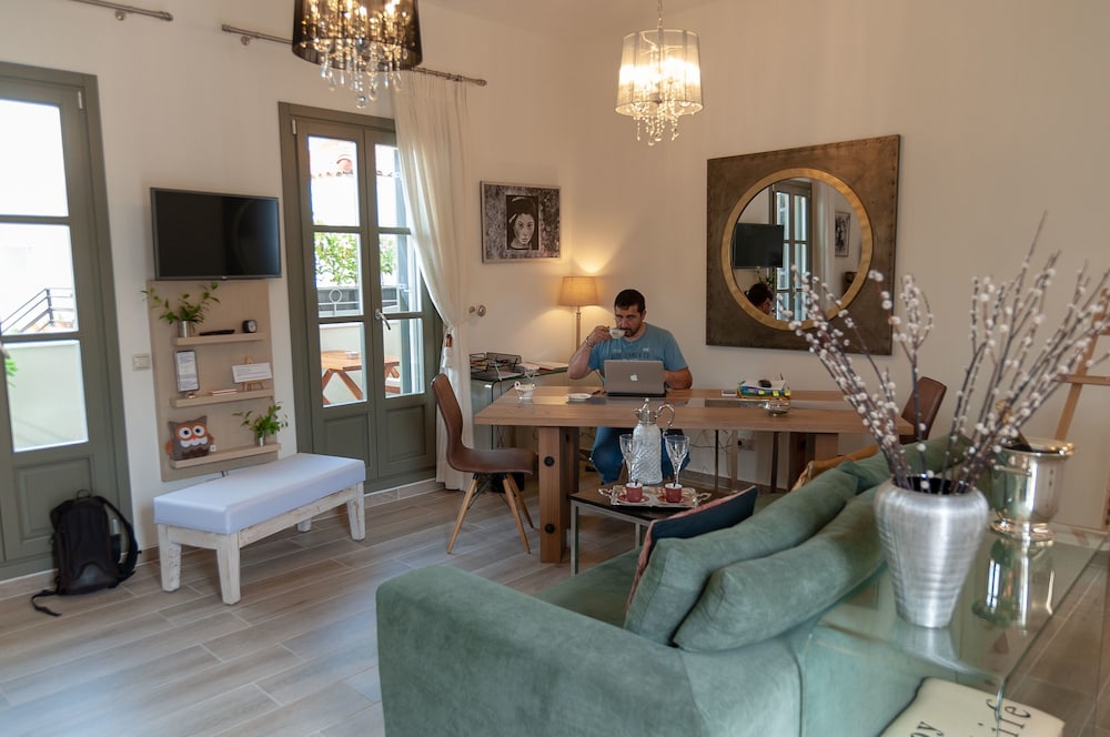 Faces Art Suites — Rodos — photo 3