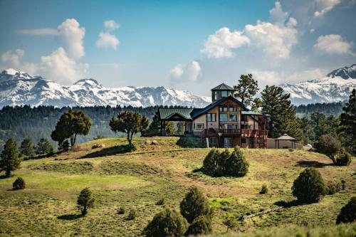 2750 County Road 359 in Pagosa Springs, United States