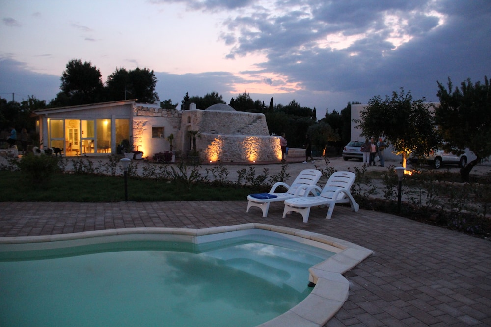 B&B La Vigna — 4-Star Luxury Hotel in Carovigno, Italy