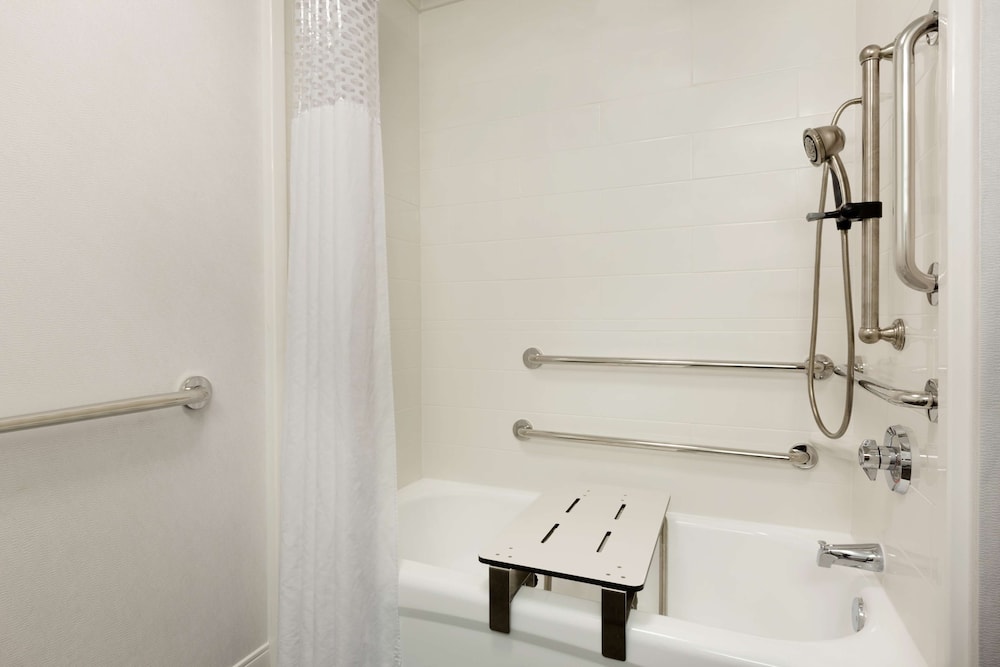 Hampton Inn Denville Rockaway Parsippany - photo 19