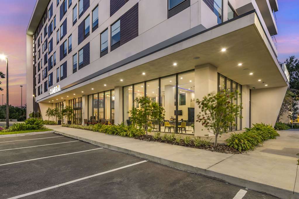 Cambria Hotel Orlando Universal Blvd - photo 5