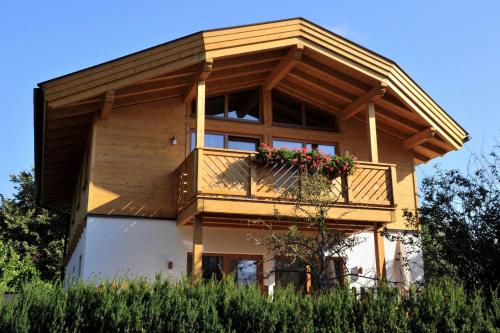 Chalet Mandl Sauna Pool EG Rollstuhlgängig — 4-Star Luxury Hotel in Maishofen, Austria