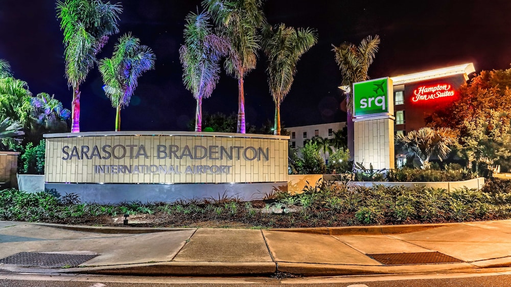 Hampton Inn & Suites Sarasota Bradenton Airport FL - photo 111