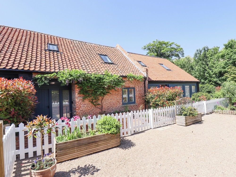 The Smithy - carbon neutral hotel in Grimsby