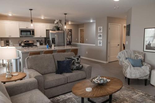New 2 Bed with Office in Loves Park — hotel in Loves Park