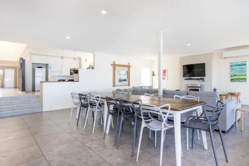 Neptune I Absolute Beachfront I Stunning Views — Culburra Beach — photo 5