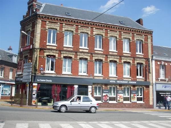 Saint Denis — Forges Les Eaux