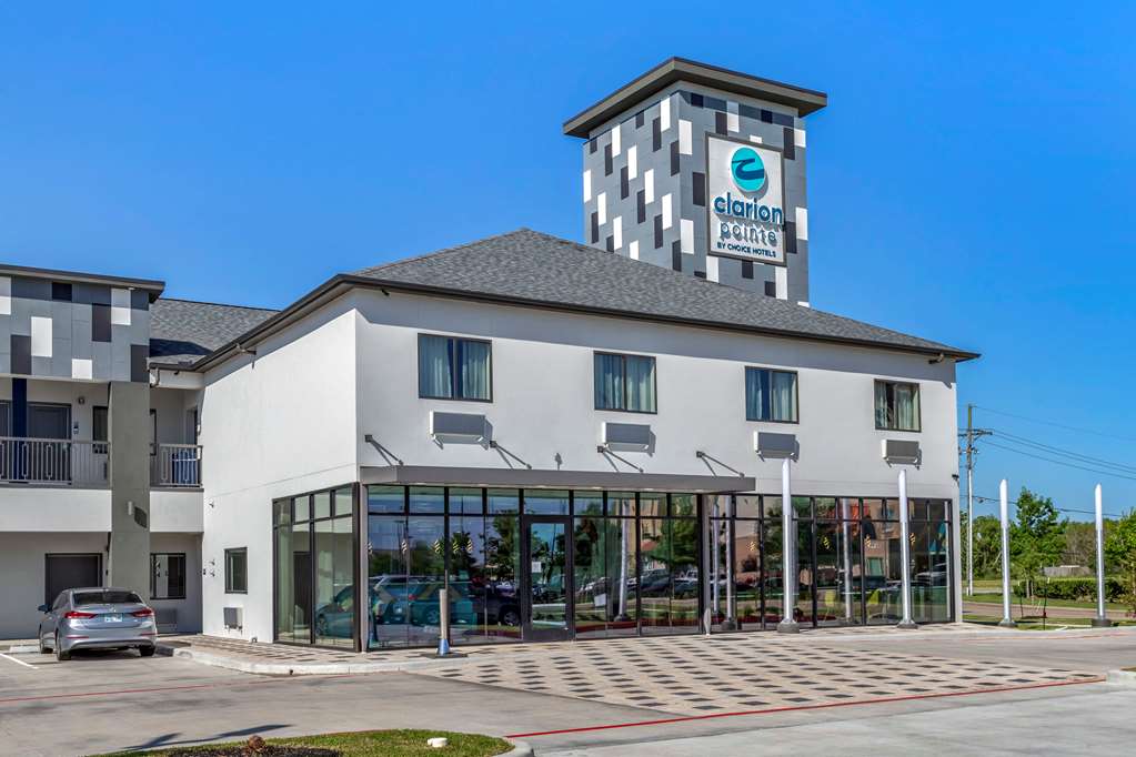Clarion Pointe Port Arthur Beaumont South - carbon neutral hotel in Port Arthur