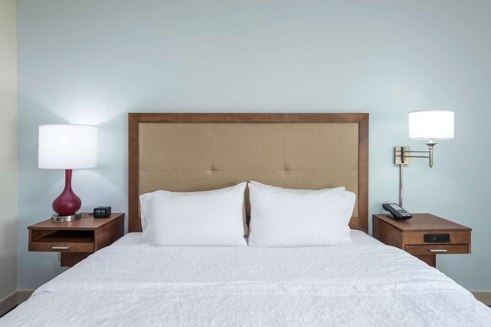 Hampton Inn Columbia - photo 20