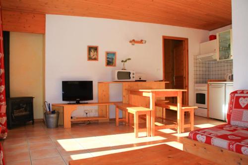 Le Taquo Hameau des Chazals Nevache Hautes Alpes - last minute hotel in Unknown City