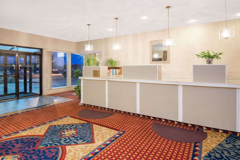 Travelodge by Wyndham Laramie - photo 3