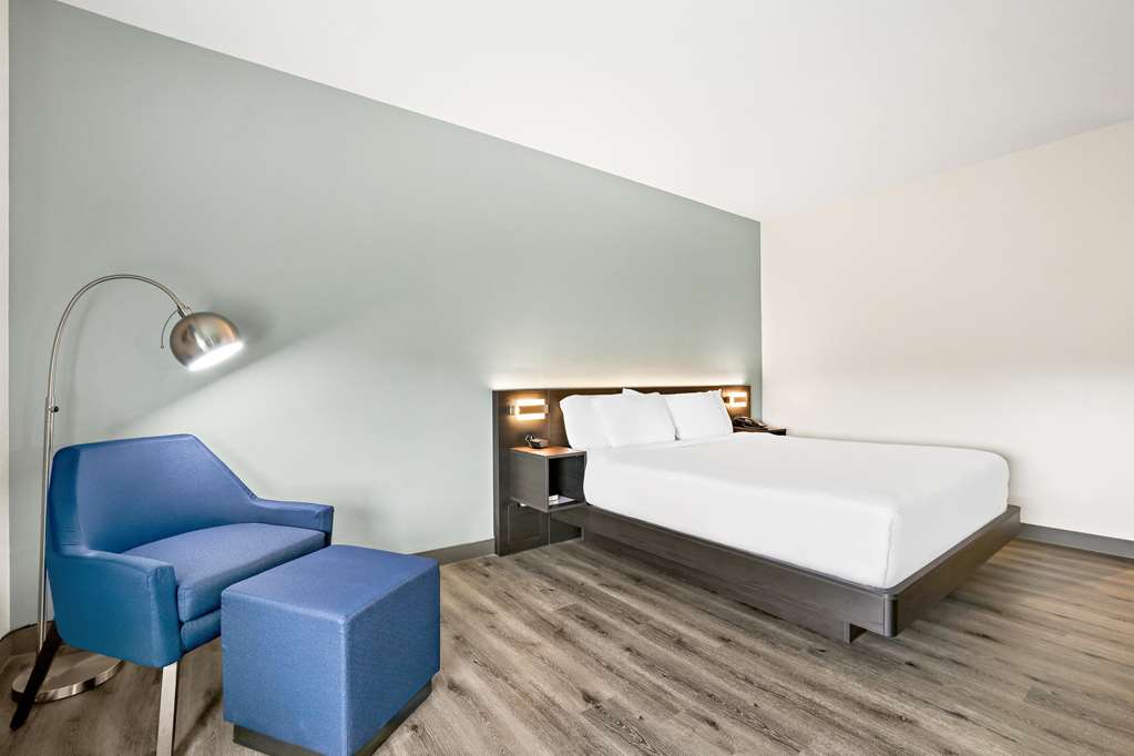 Best Western Iowa Lake Charles East - photo 9