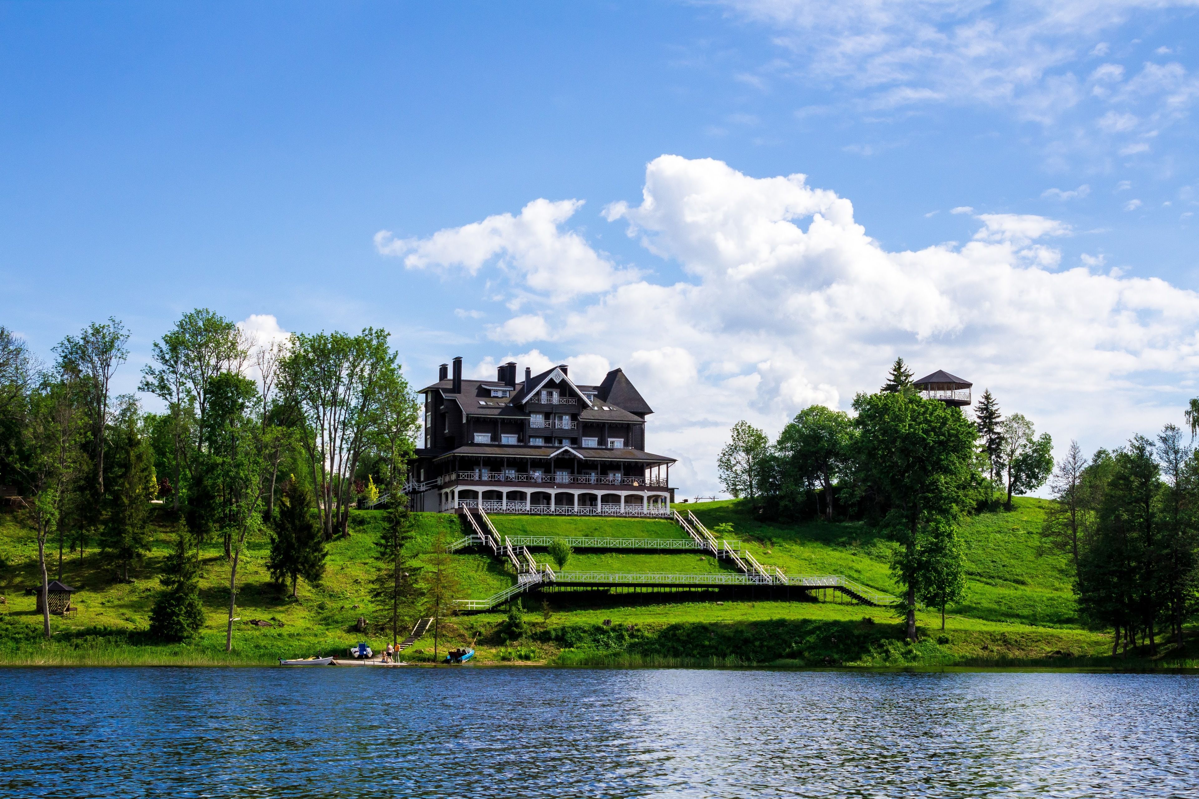Vremena goda Eco Park — hotel in Velikiye Luki