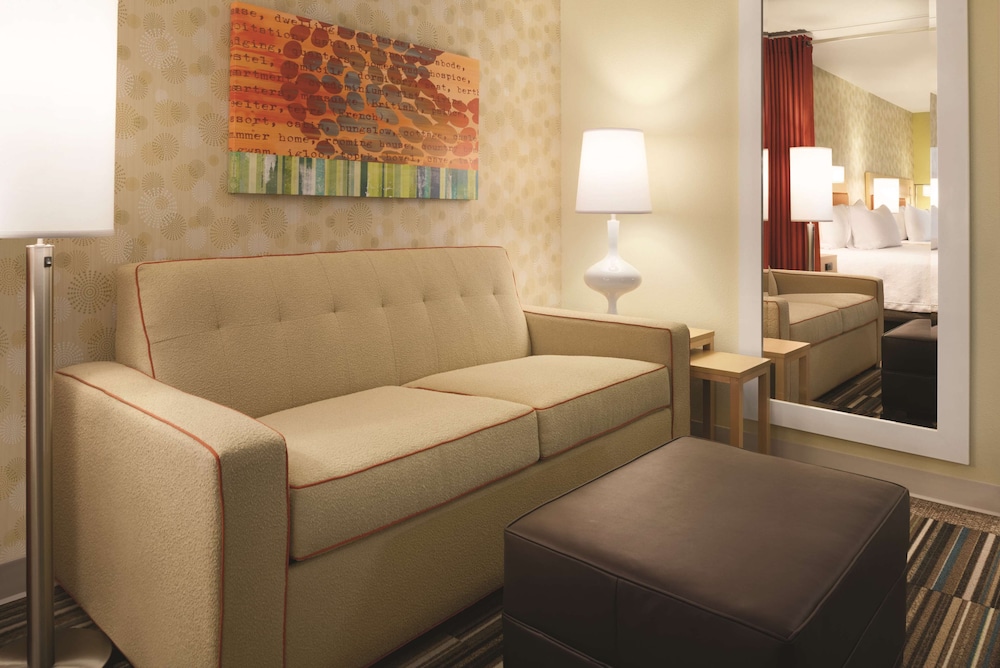 Home2 Suites Iowa City Coralville - photo 16