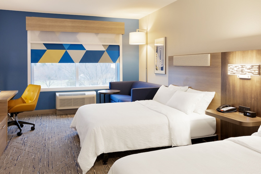 Holiday Inn Express & Suites Port Washington by IHG - photo 5