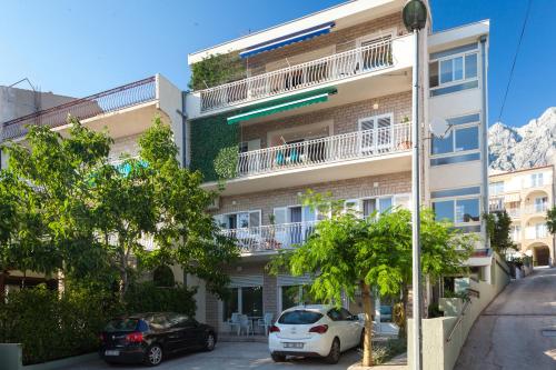 Apartments Makarska — 4-Star Luxury Hotel in Makarska, Croatia