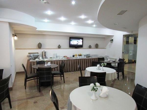 Hotel Vedzisi