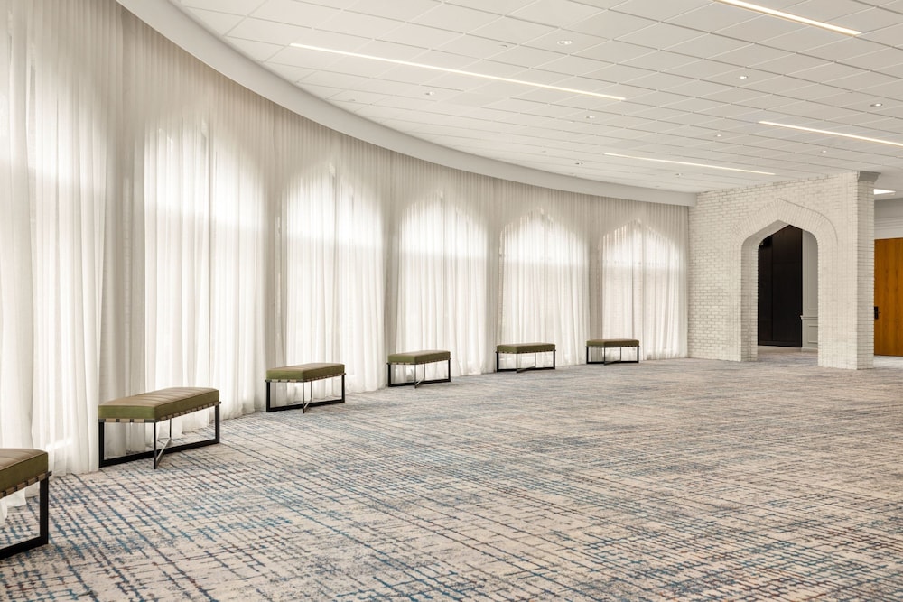 Sheraton Nashua - photo 36