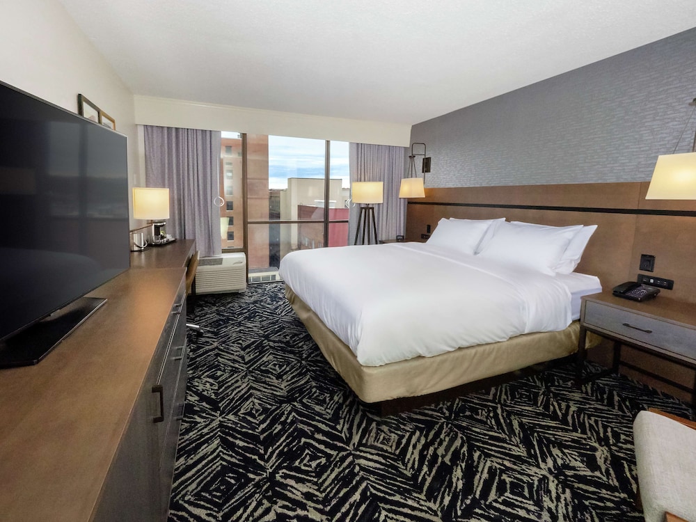 DoubleTree by Hilton Jamestown - photo 16