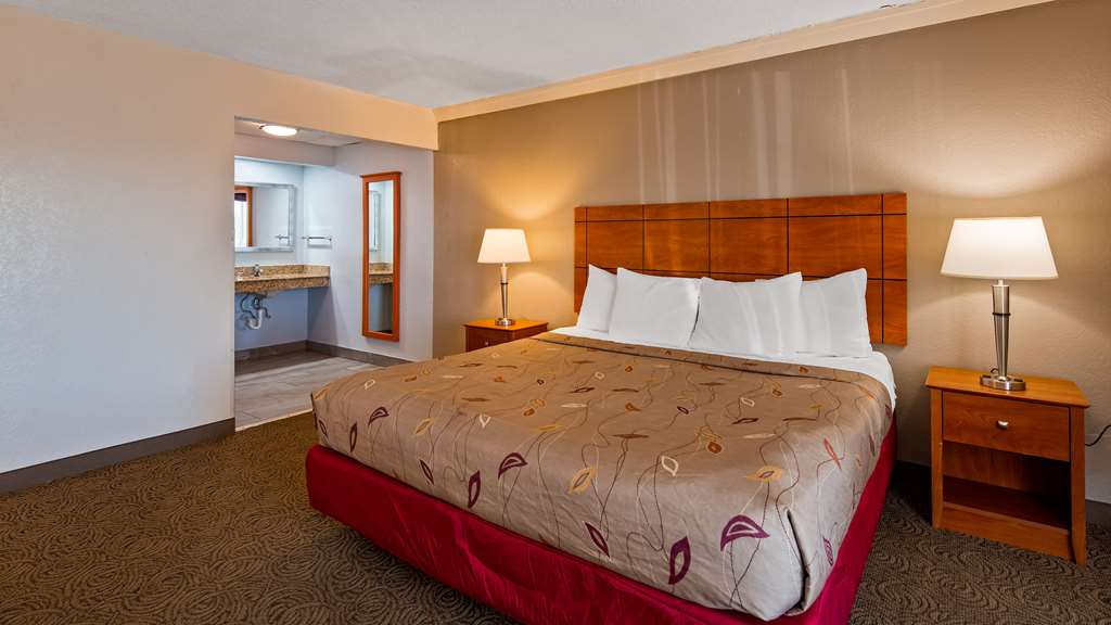 Best Western Thunderbird Motel - photo 20