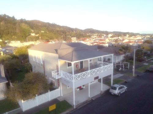 Lady Bowen Bed & Breakfast — 4-Star Luxury Hotel in Thames, New Zealand