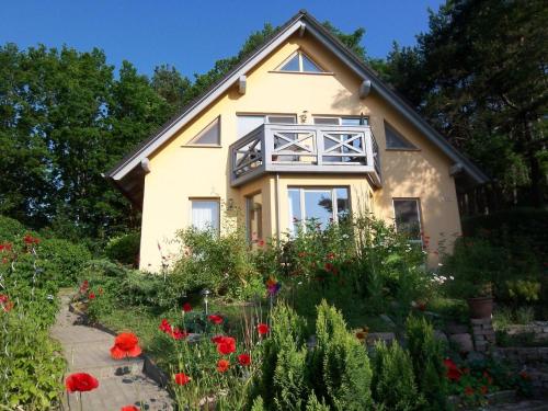 Ferienwohnung Amelie — 4-Star Luxury Hotel in Seebad Bansin, Germany