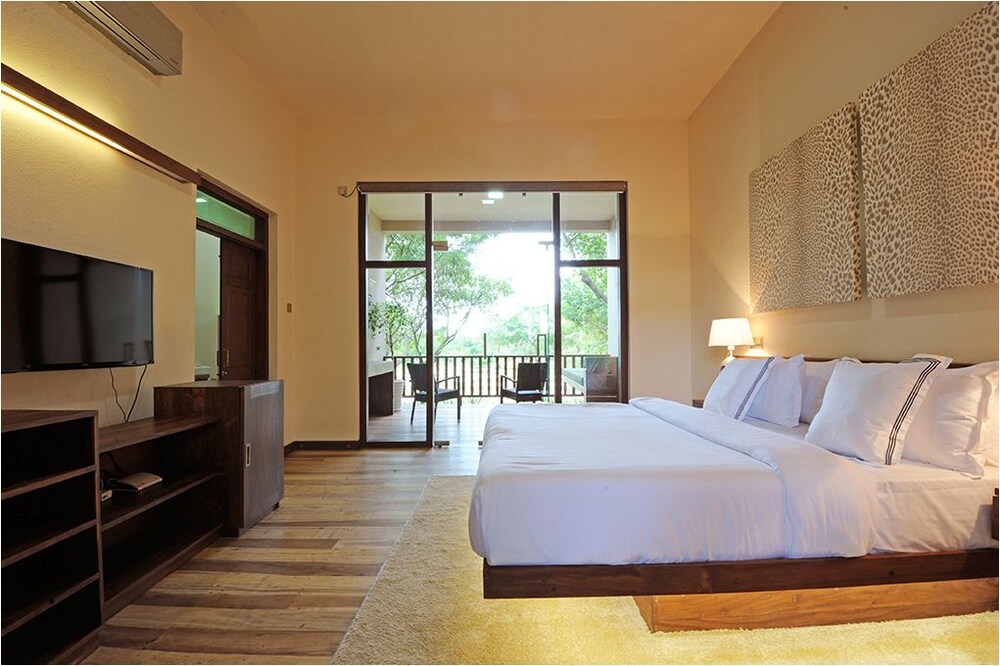 Nikara Yala Beach Villas — 4-Star Luxury Hotel in Colombo, Sri Lanka
