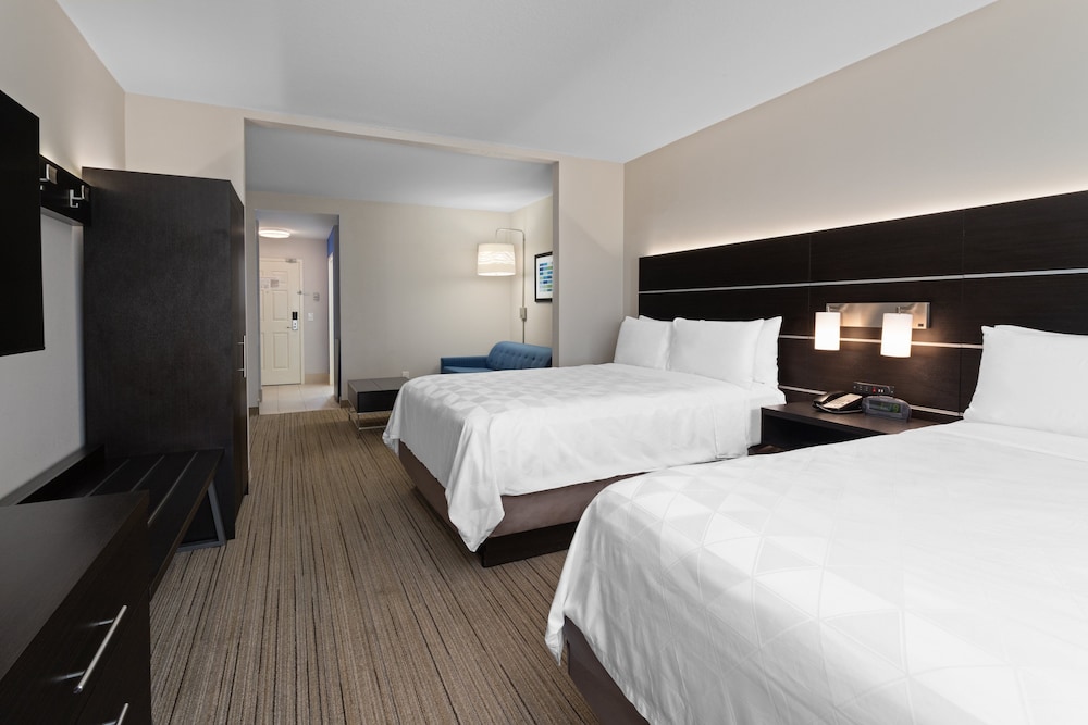 Holiday Inn Express & Suites Lake Placid by IHG - photo 31