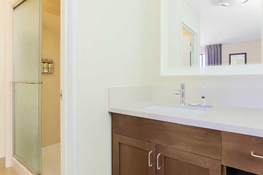 Staybridge Suites Reno by IHG - photo 44
