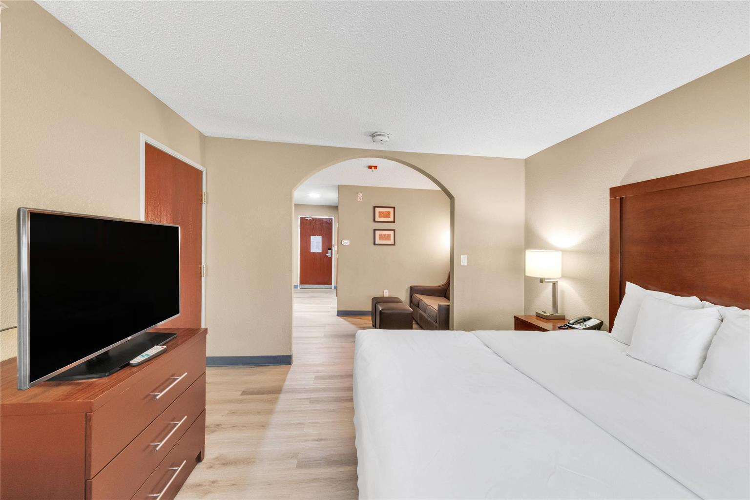 Comfort Suites Lakewood Denver - photo 20