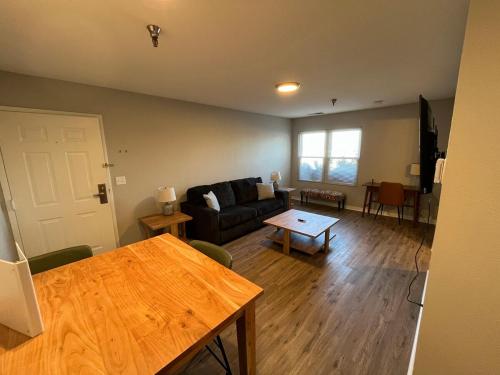 Aksarben Living Cozy 1 Bdrm 1 Ba — 4-Star Luxury Hotel in Omaha, United States