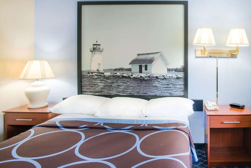 Super 8 by Wyndham Massena NY - photo 7