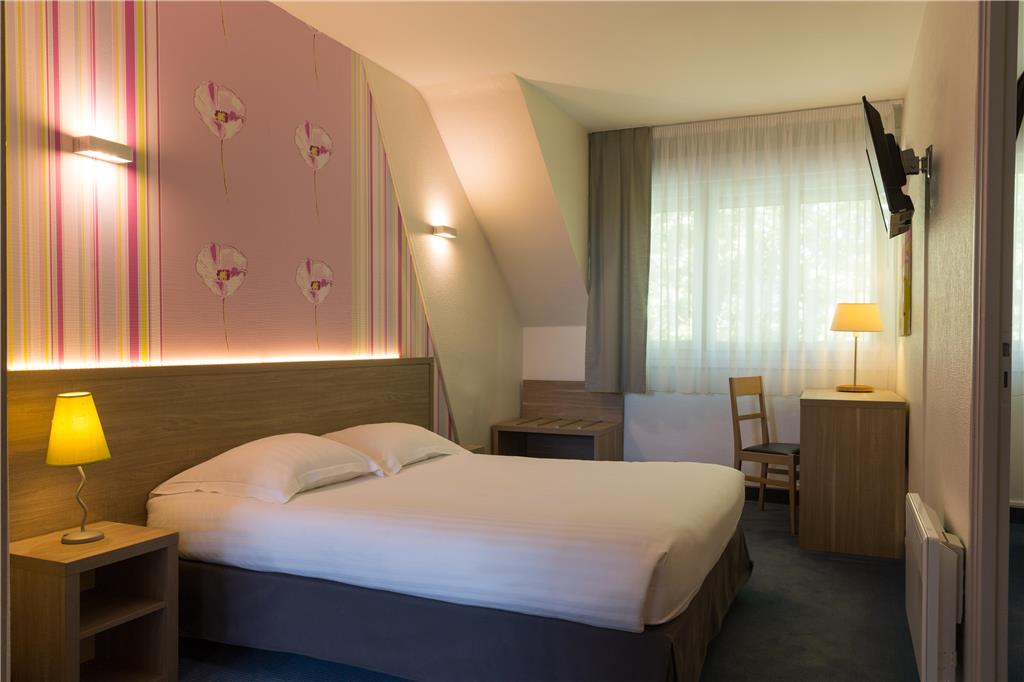 The Originals City Hôtel Les Océanes Lorient in Lorient, France