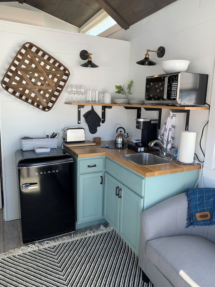 Trail and Hitch Tiny Home Hotel and RV - photo 63